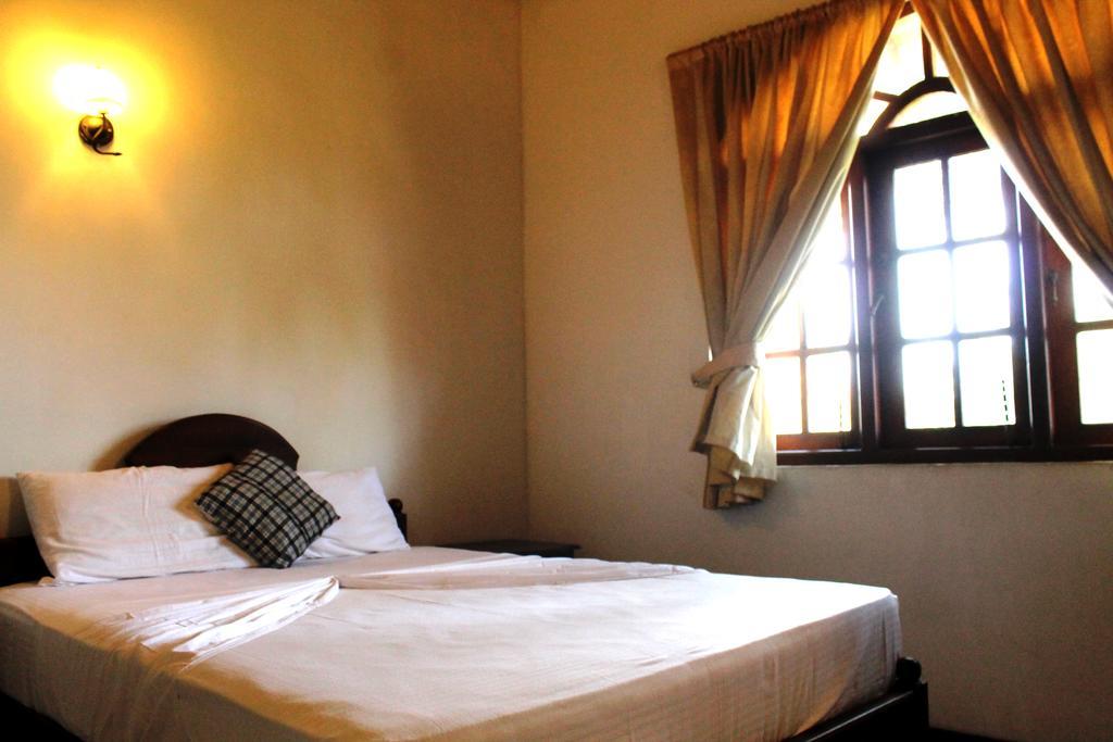 Sujeewani Villa Negombo Exterior photo