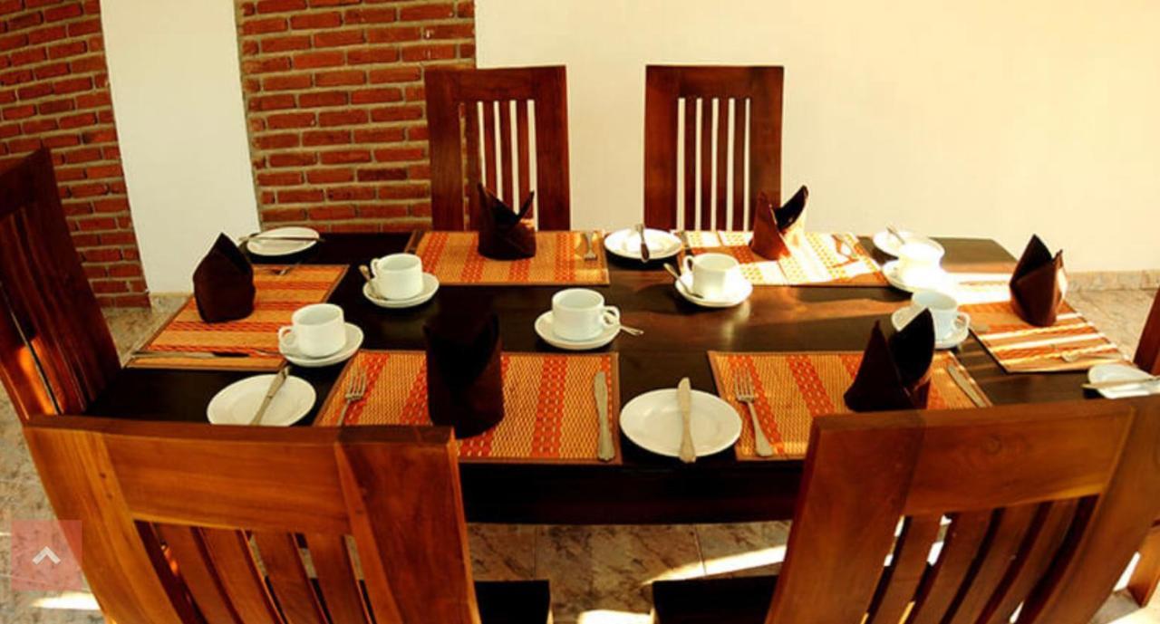 Sujeewani Villa Negombo Exterior photo